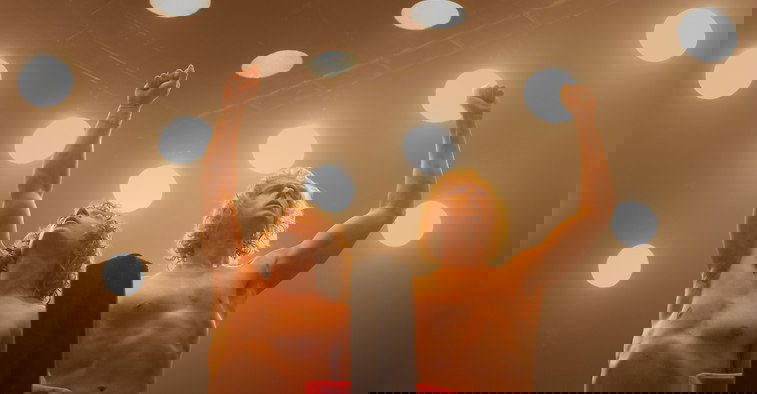 Αίμα, Δάκρυα & Ιδρώτας